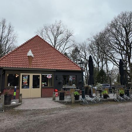 Chalet Kokomo - Gelegen In Bosrijkgebied Van Drenthe Eext Esterno foto